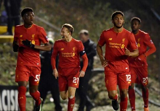 美高梅中国2025年餐饮业务收入占比升至25%