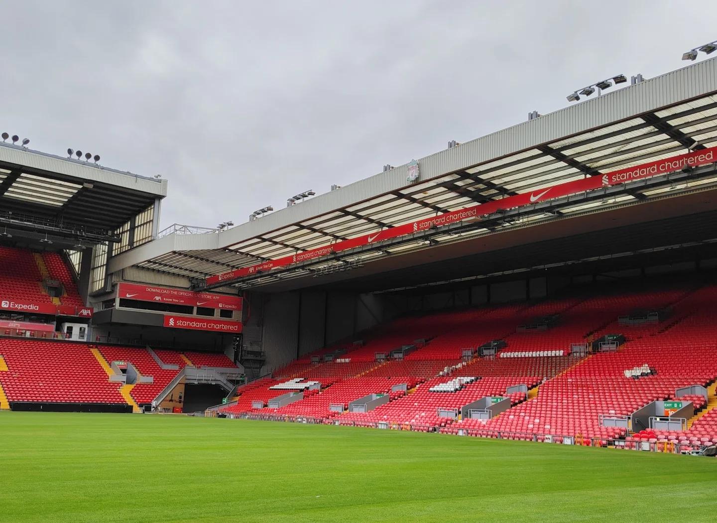 阿连德谈梅西解锁400助：真的意义非凡，非常荣幸参与其中