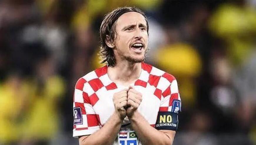 克劳福德拒付30万美元制裁费，失去WBC冠军引发拳迷热议